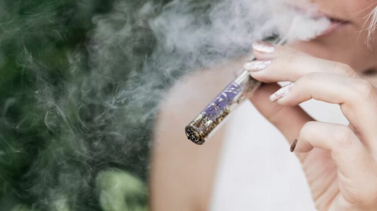 Les avantages d&rsquo;un magasin de cigarettes électroniques